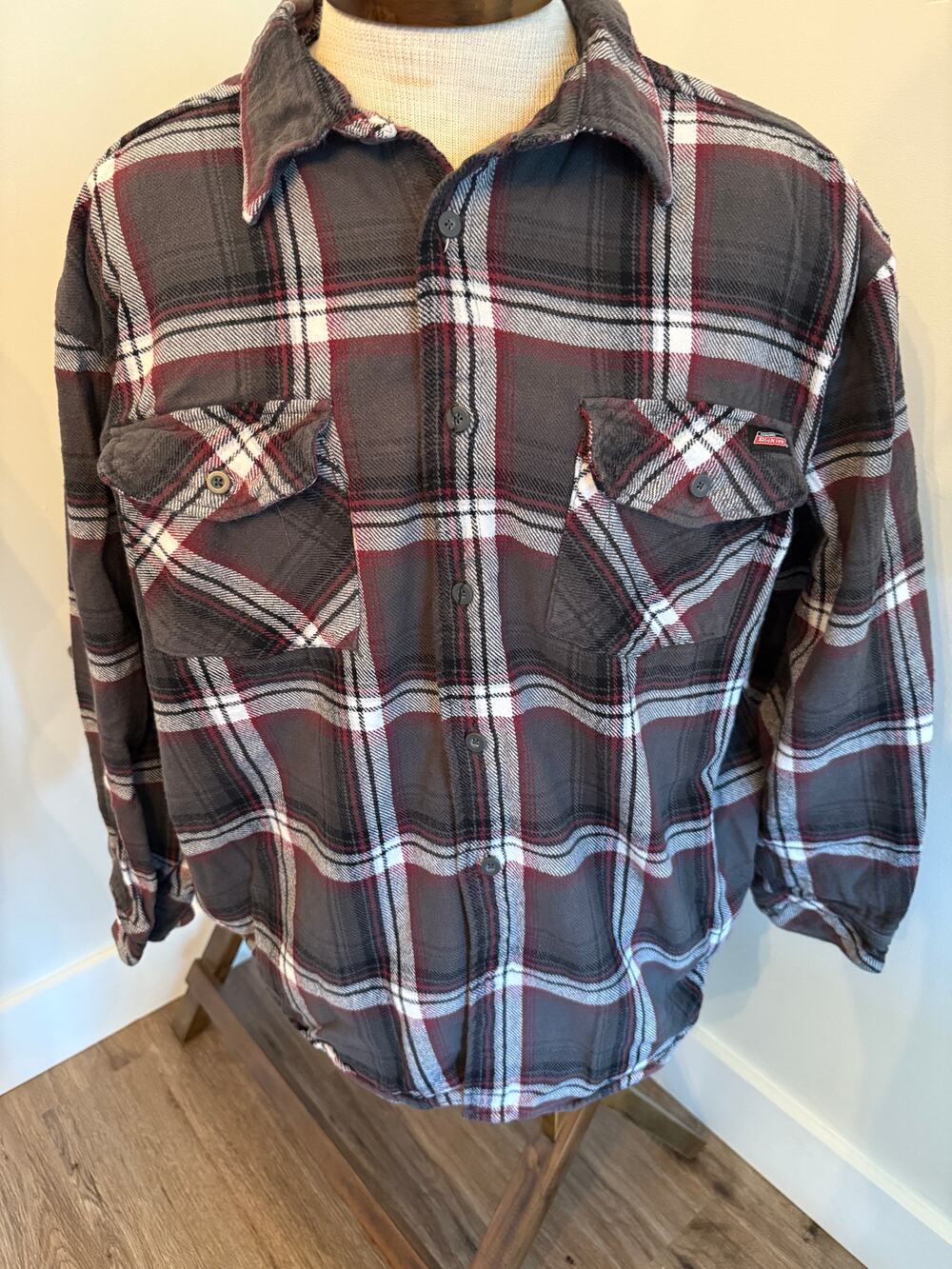 Dickies Men’s Gray Plaid Casual Button Down Size 2XL